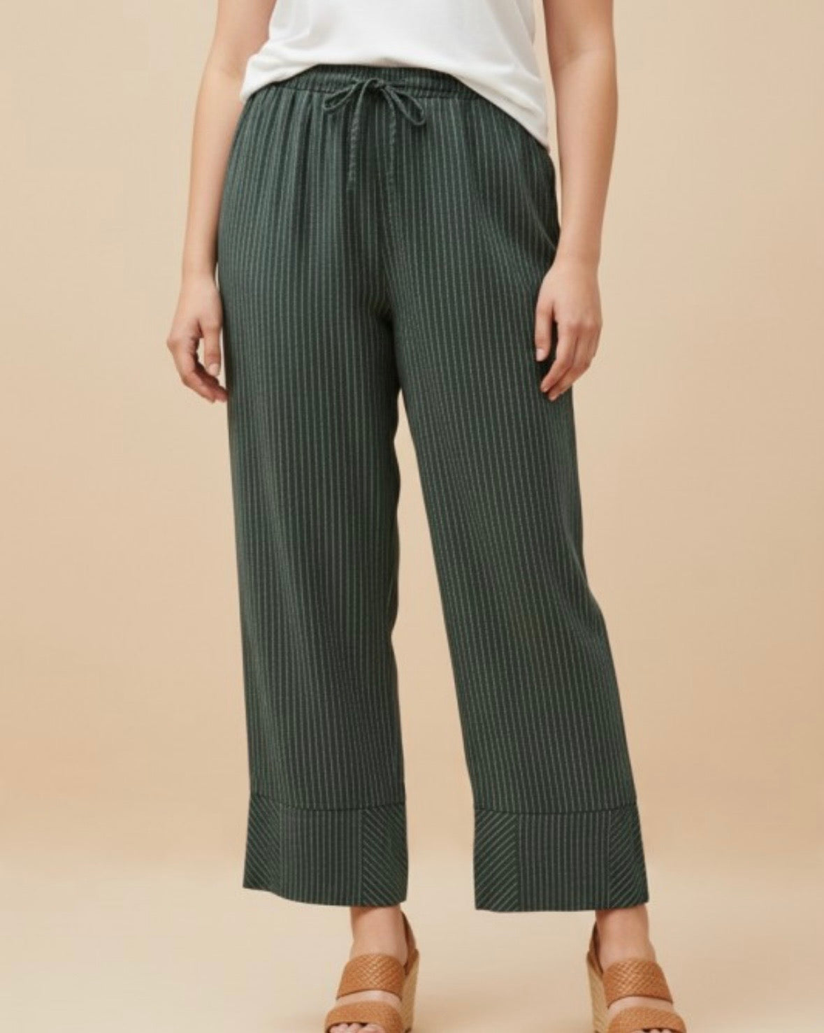 Contrast Hem Curvy Pant