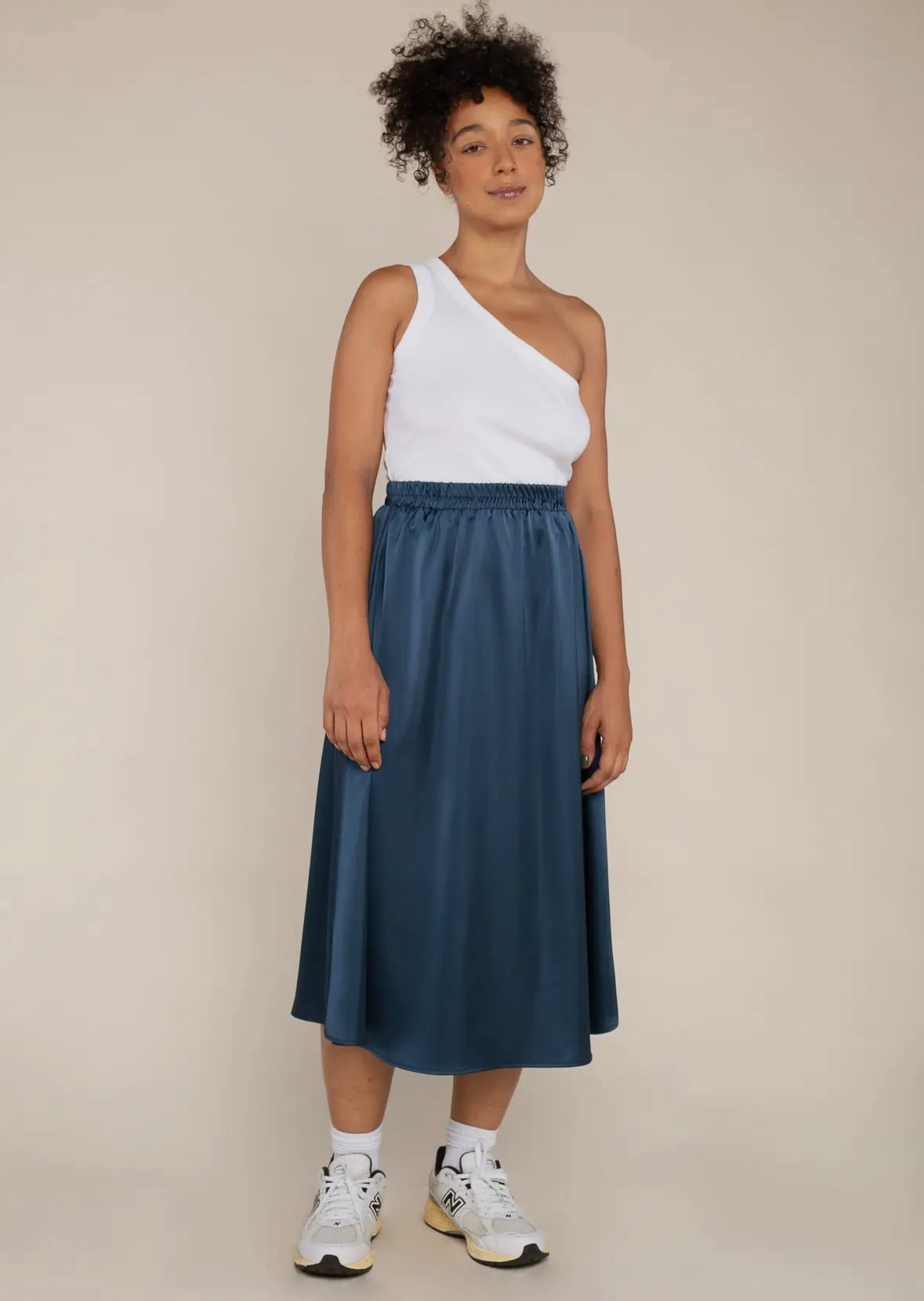 Silky Curvy Skirt (USA MADE TO ORDER)