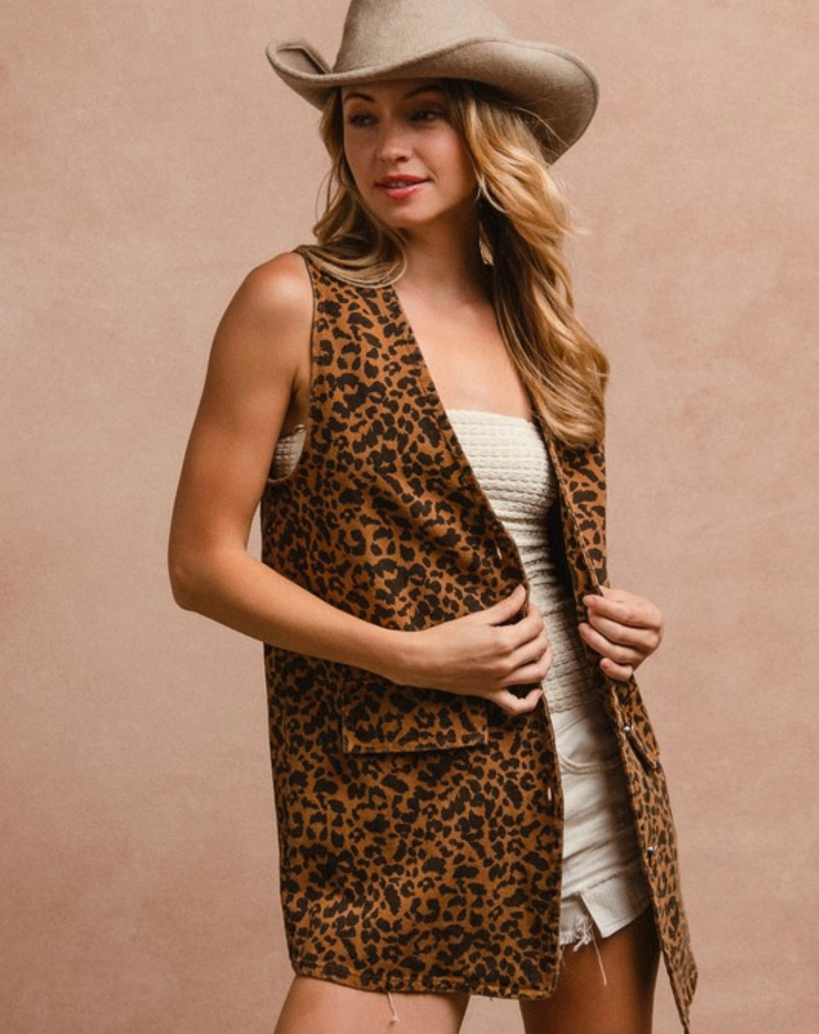 Printed Denim Vest (Curvy)