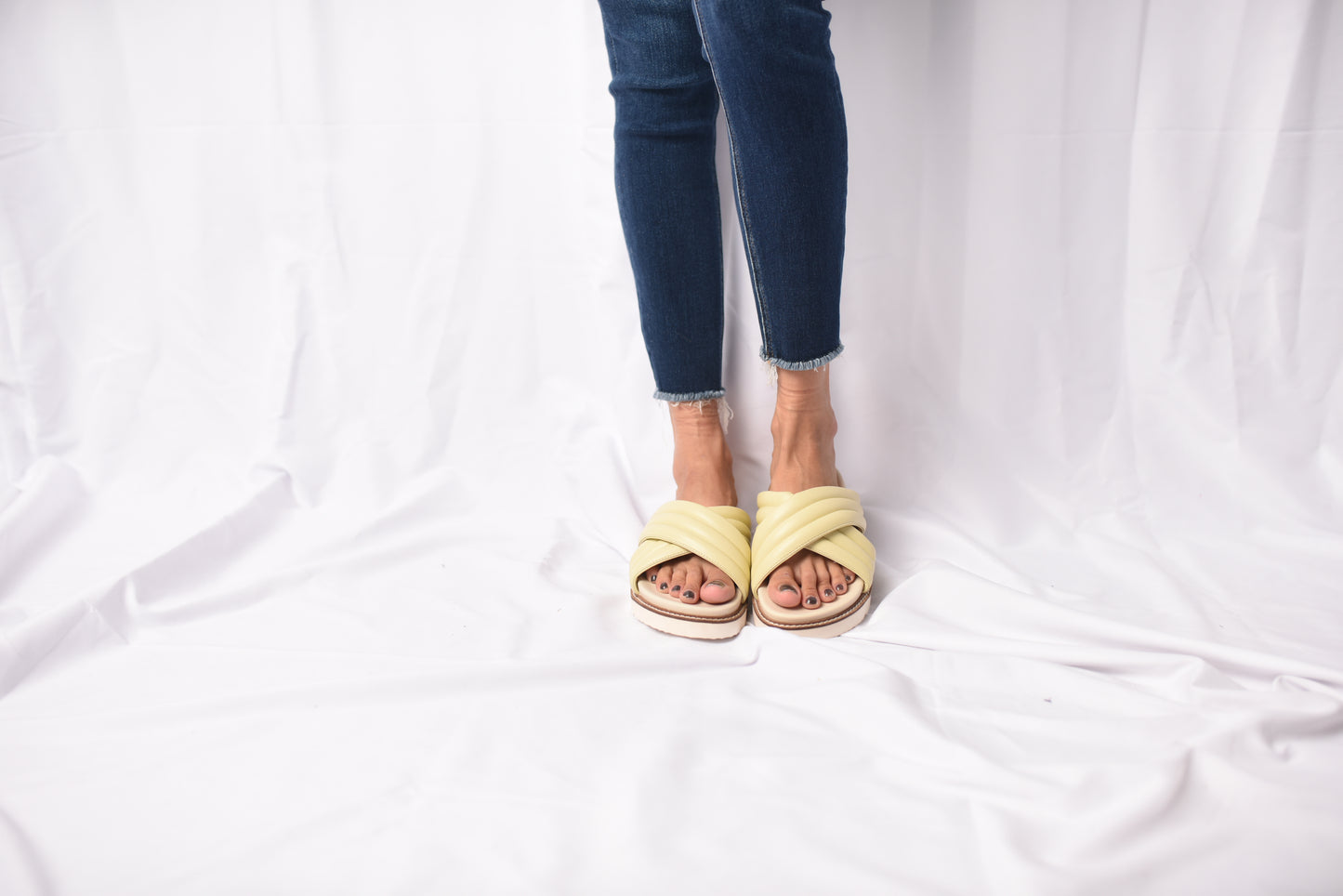 Grace Puff Strap Slide (Lime)