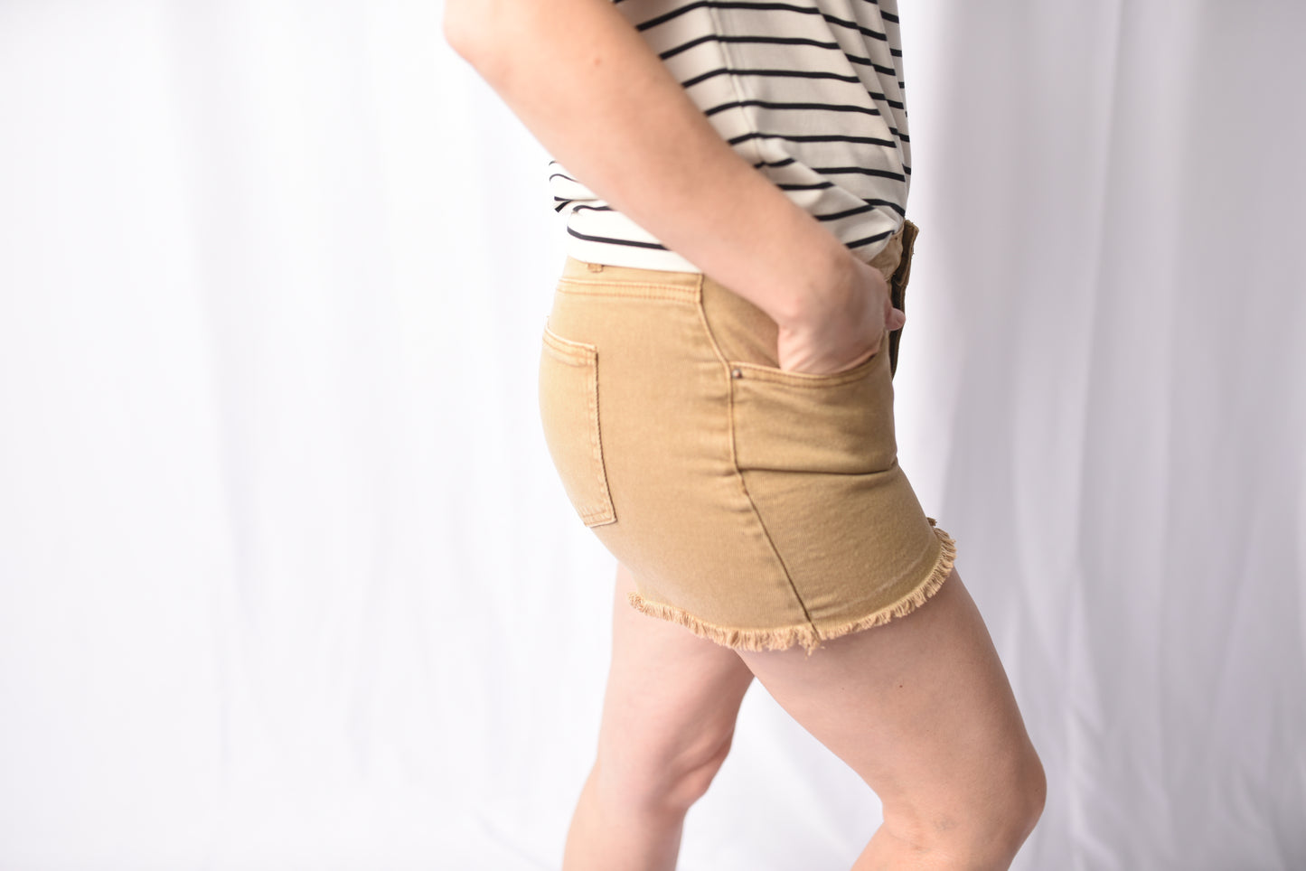 Frayed Colored Denim Short