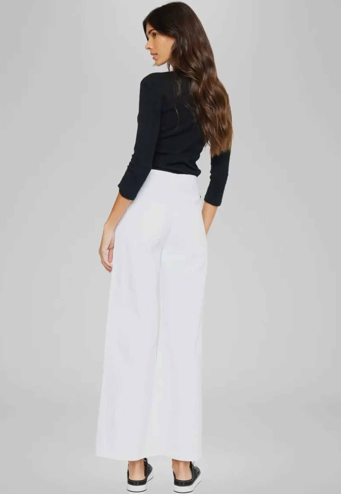 White Wide Leg Denim LOL Sz 25