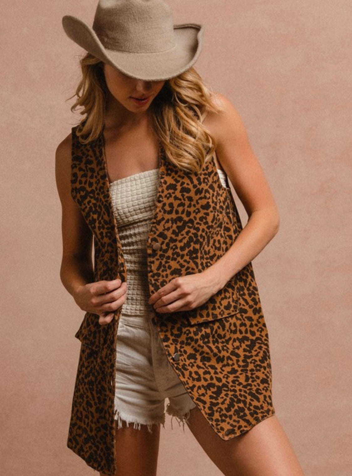 Printed Denim Vest (Curvy)