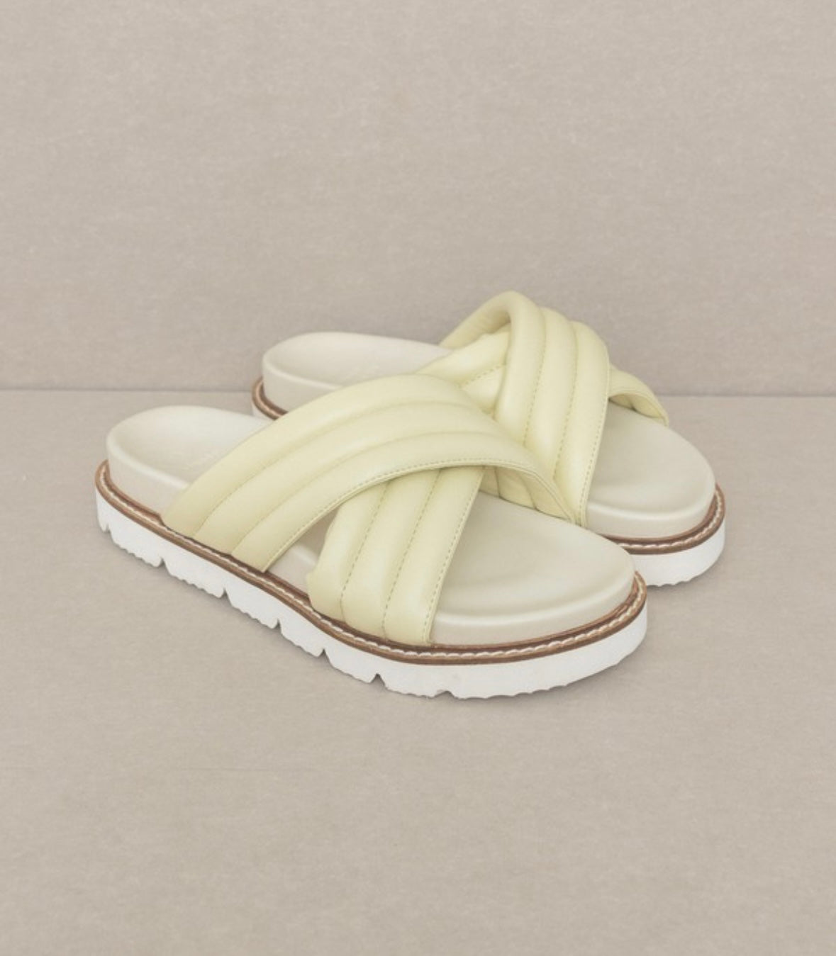 Grace Puff Strap Slide (Lime)