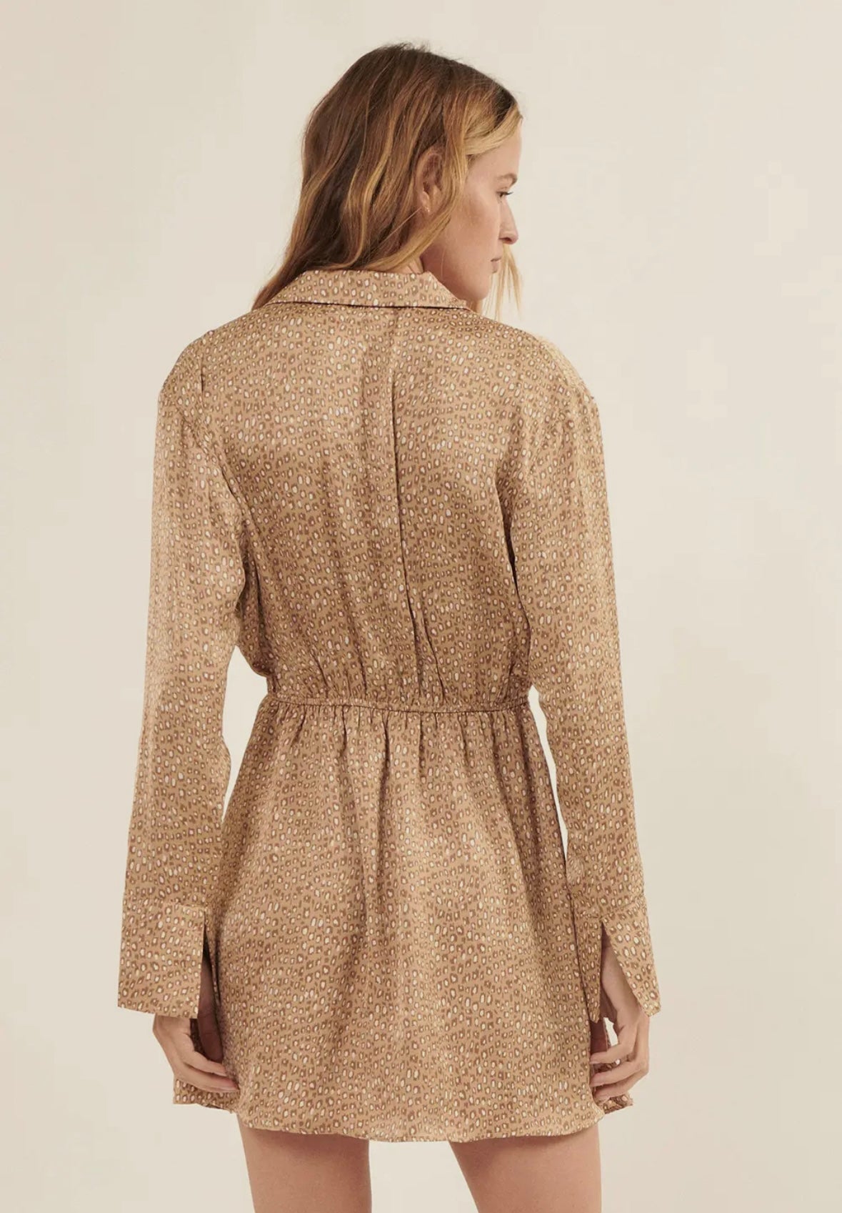 A Knotted Dress