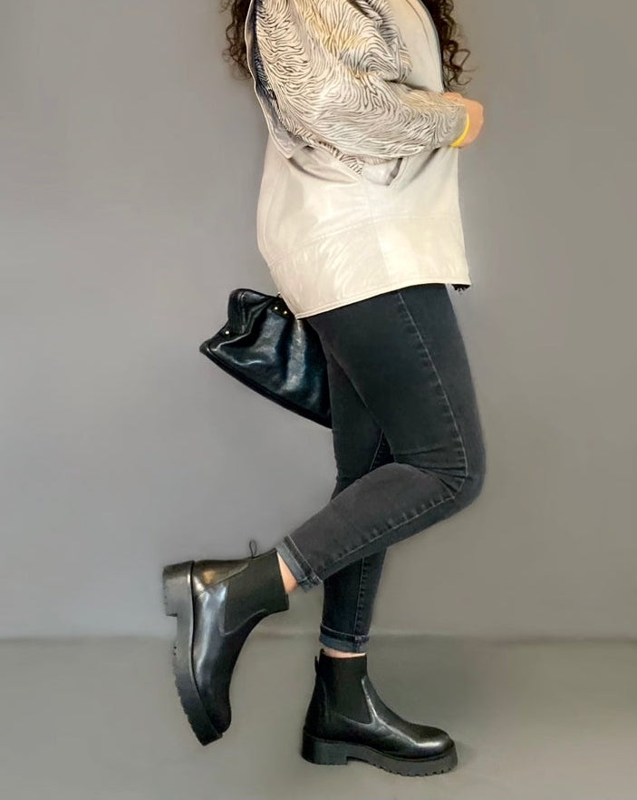 Claire Black Chunky Block Heel Chelsea Boot (LOL size 7)