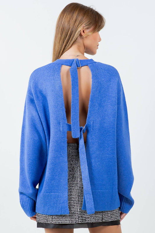AN OPEN BACK FUZZY SWEATER (CURVY)