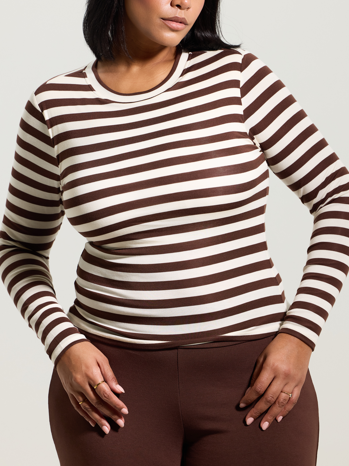A Crew Neck Braless Long Sleeve