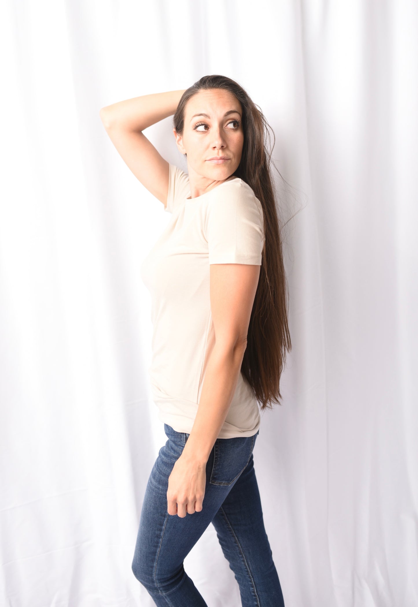 A Crew Neck Fitted White Tee