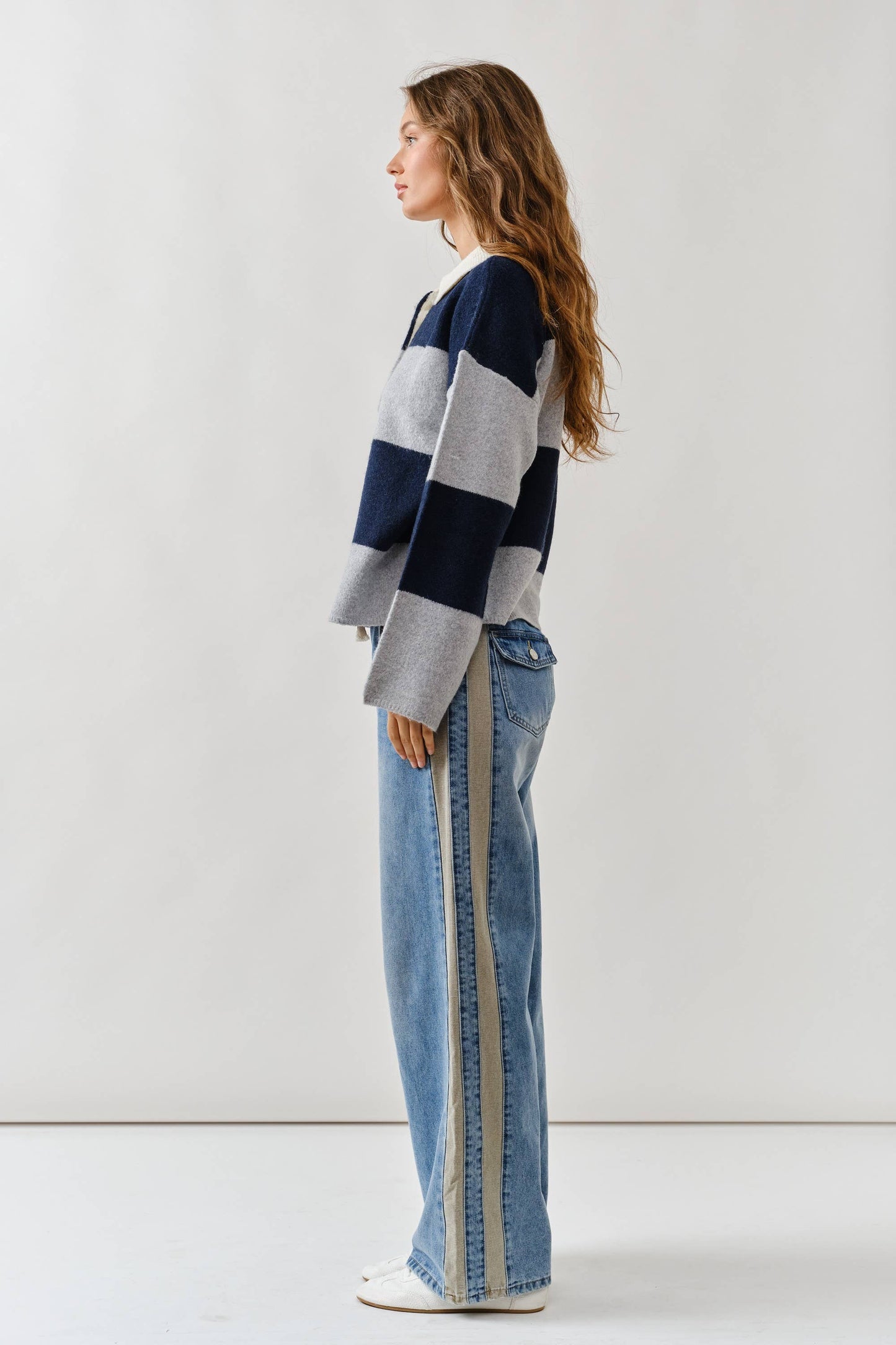 AJP5111 CONTRAST LINE DETAIL SLOUCHY STRAIGHT JEANS