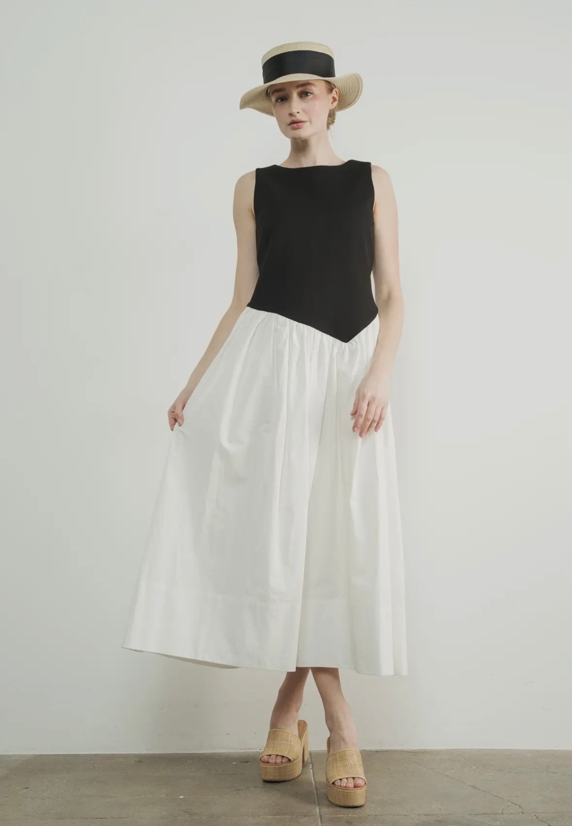 A Contrast Maxi