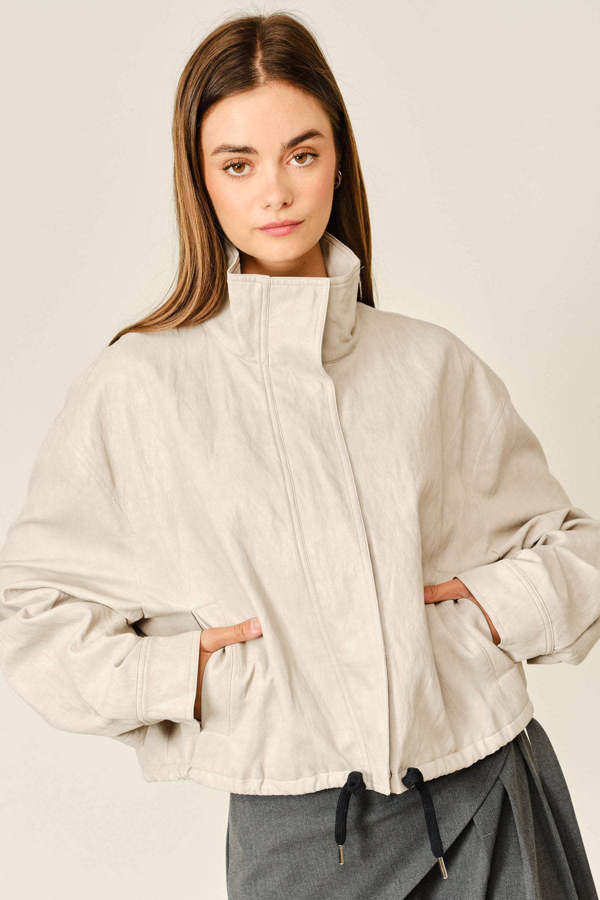 AJJ6432 VEGAN LEATHER TURTLENECK BOMBER JACKET
