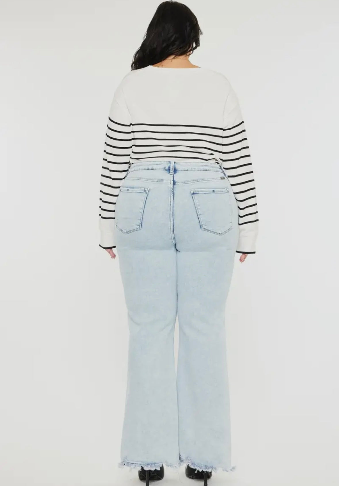 A Curvy Flared Denim