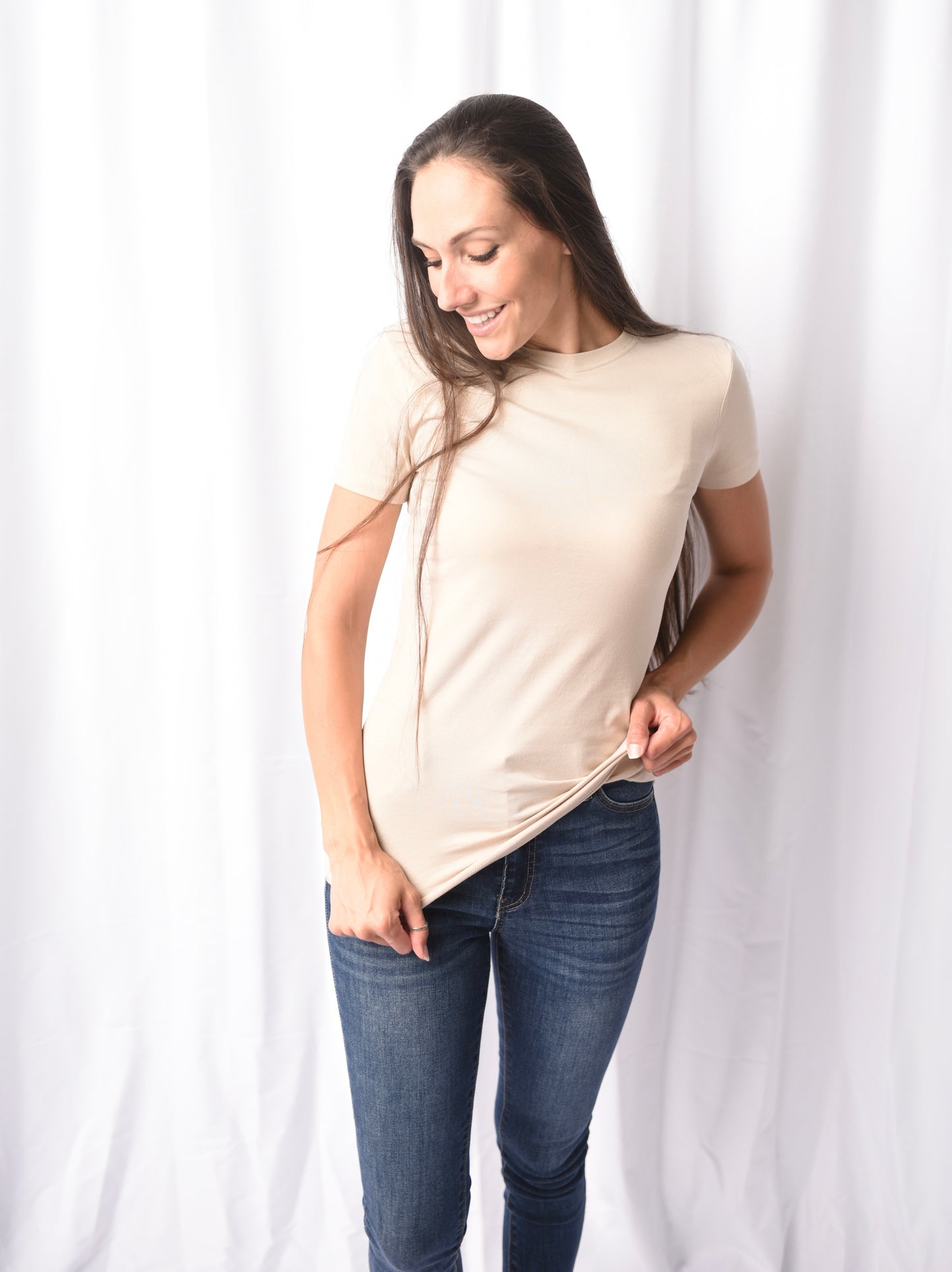 A Crew Neck Fitted White Tee