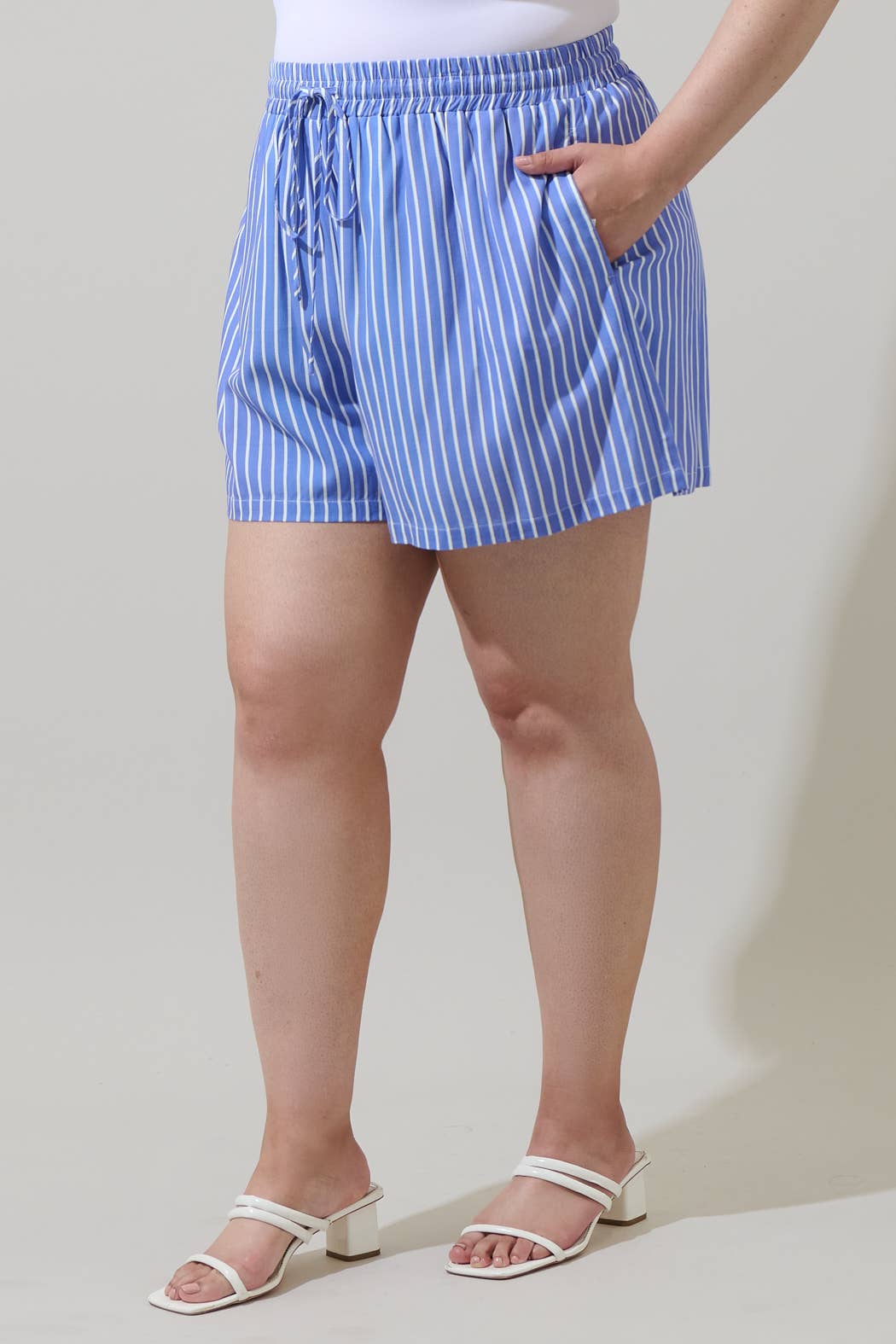A Curvy Boxer Short