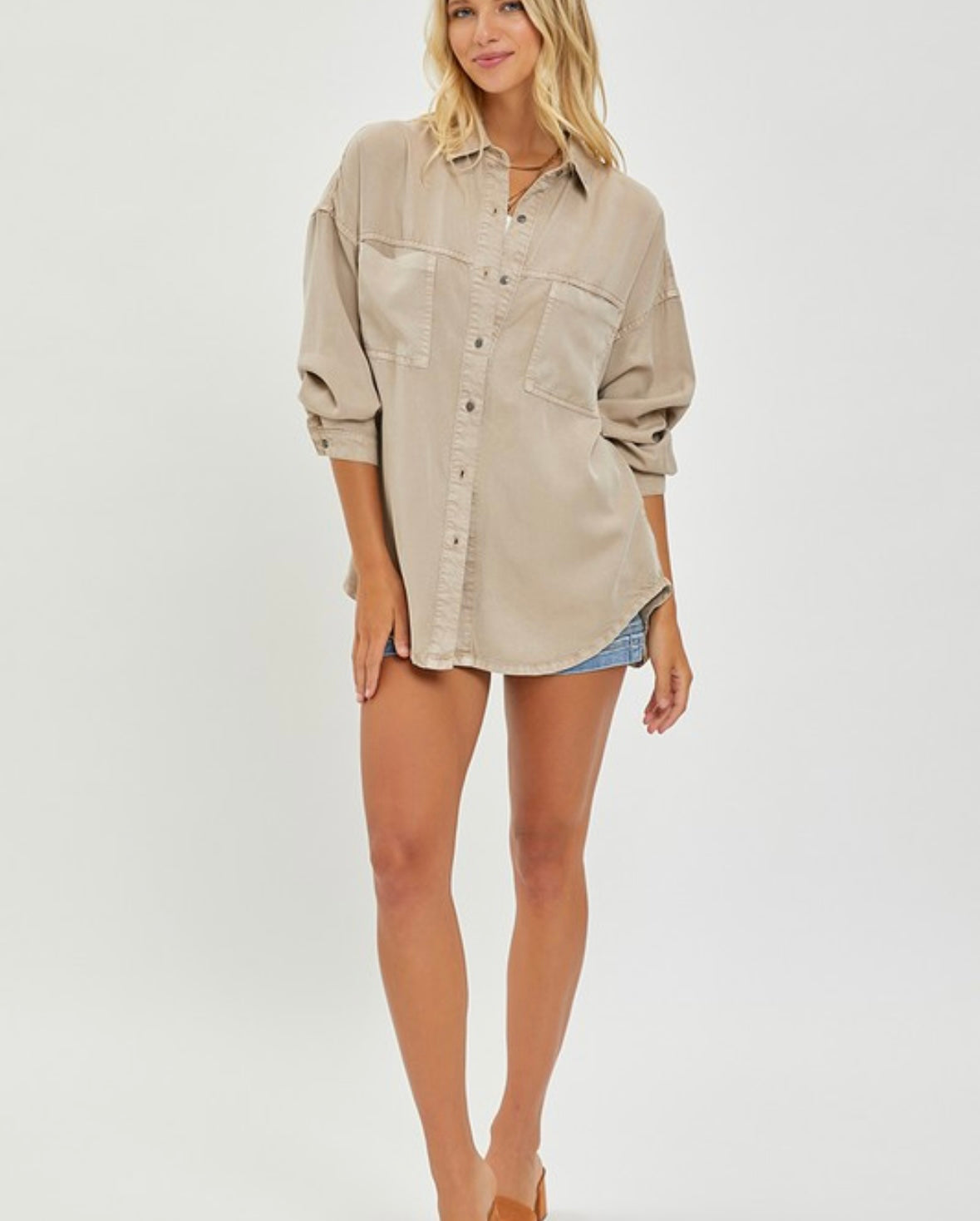 A Curvy Tencel Button Up