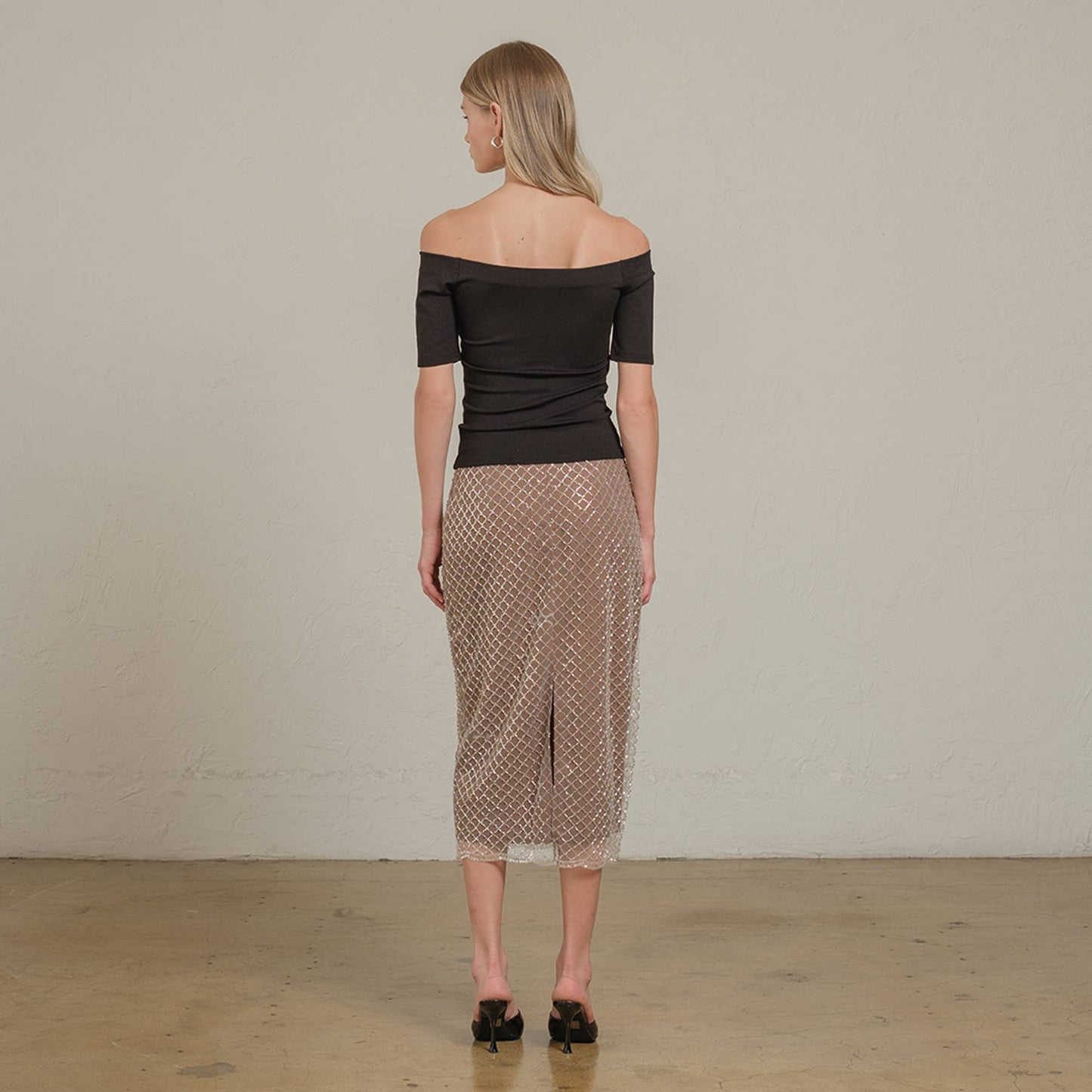 Off Shoulder Fitted Knit Top