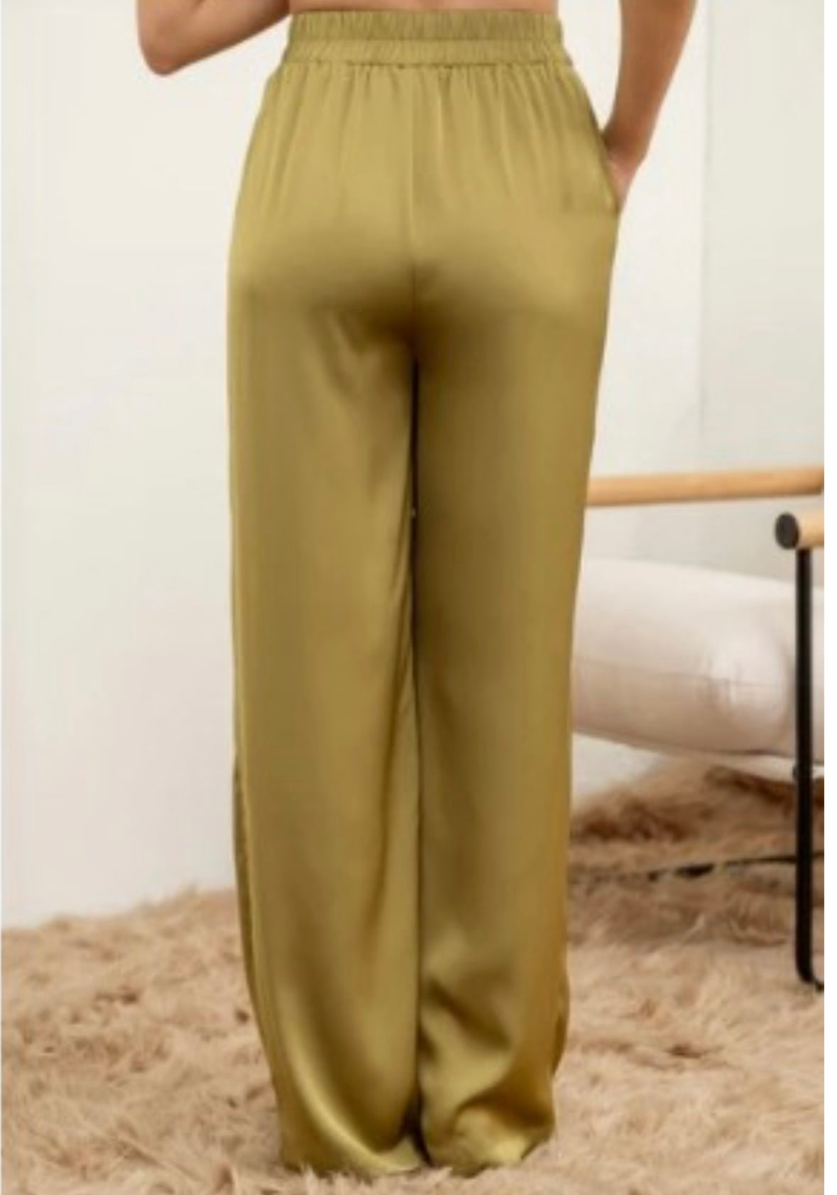 Curvy Silky Trouser