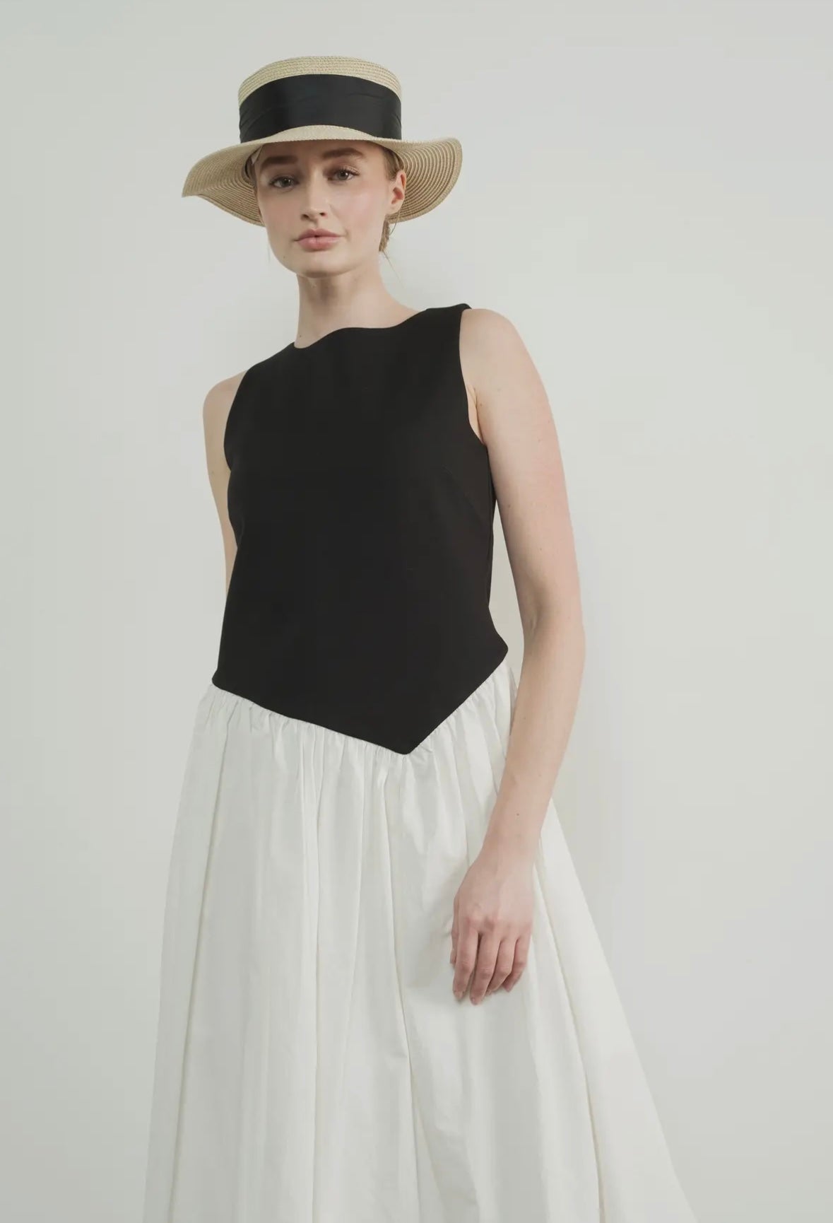 A Contrast Maxi