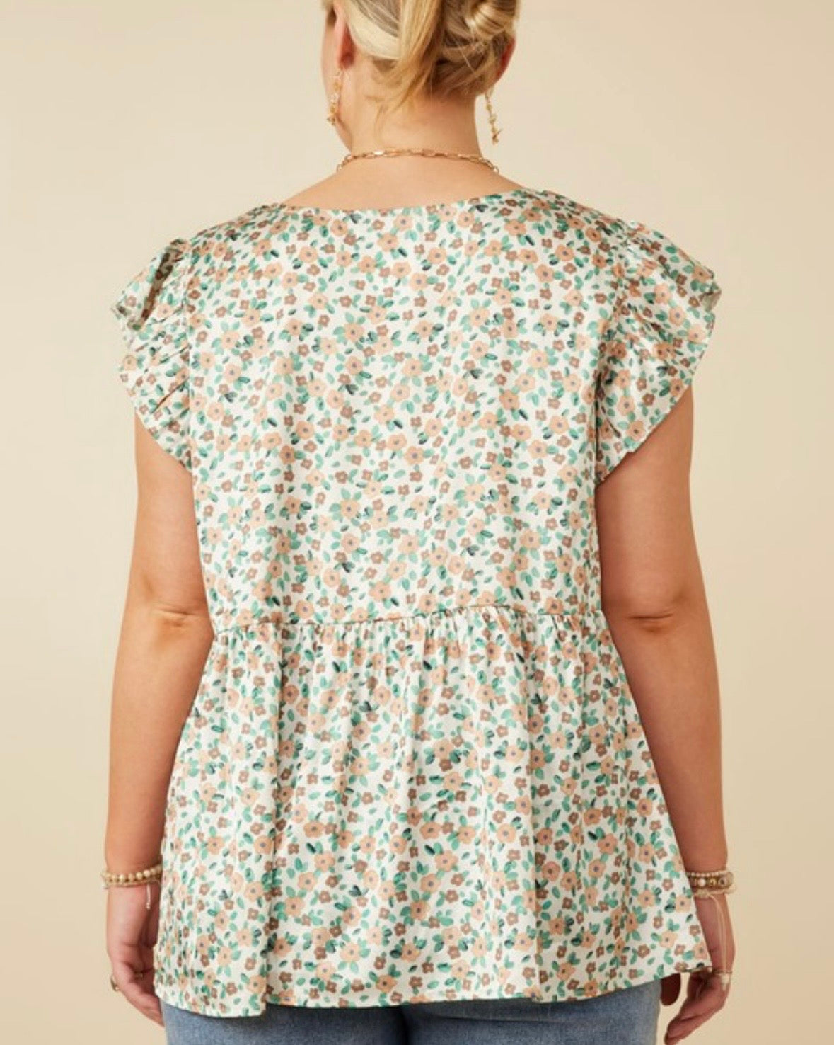 A Curvy Flirty Floral Blouse