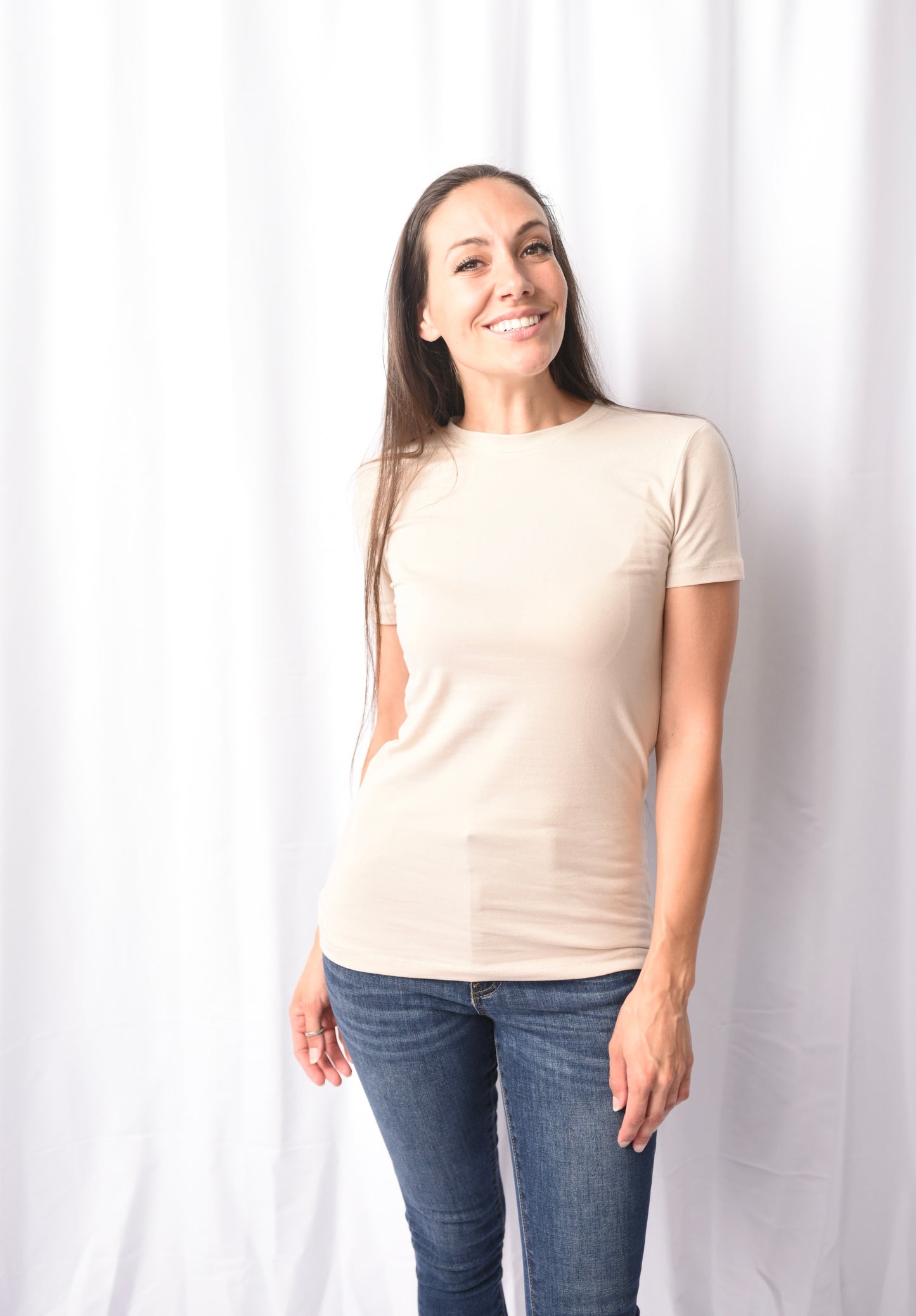 A Crew Neck Fitted White Tee