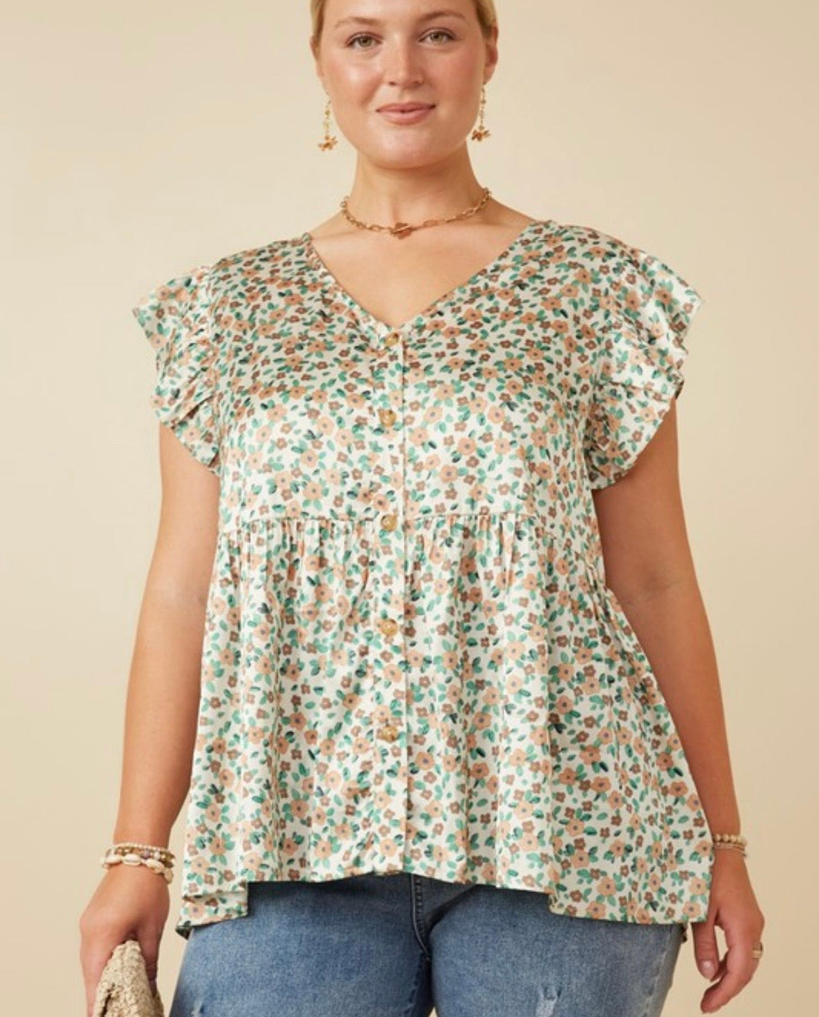 A Curvy Flirty Floral Blouse