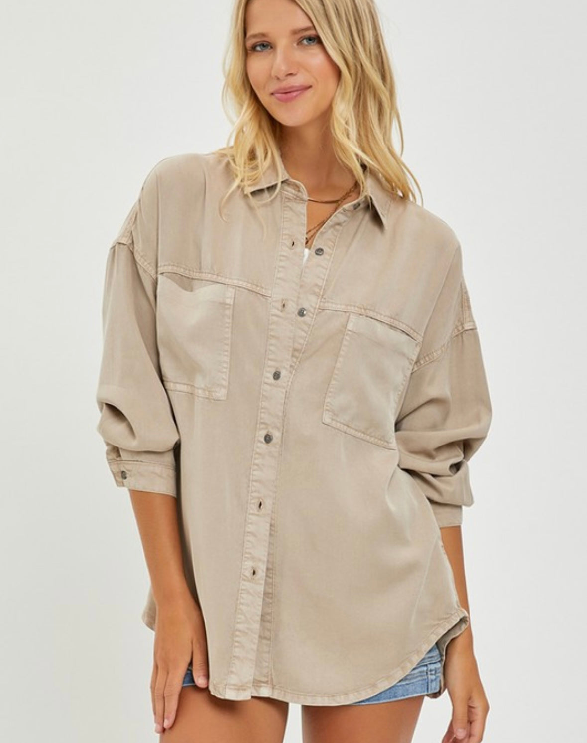 A Curvy Tencel Button Up