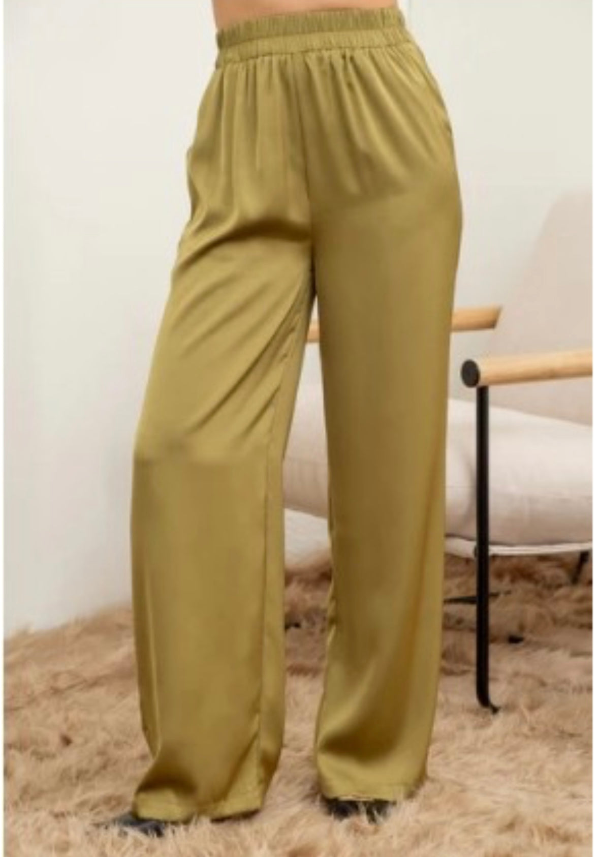 Curvy Silky Trouser