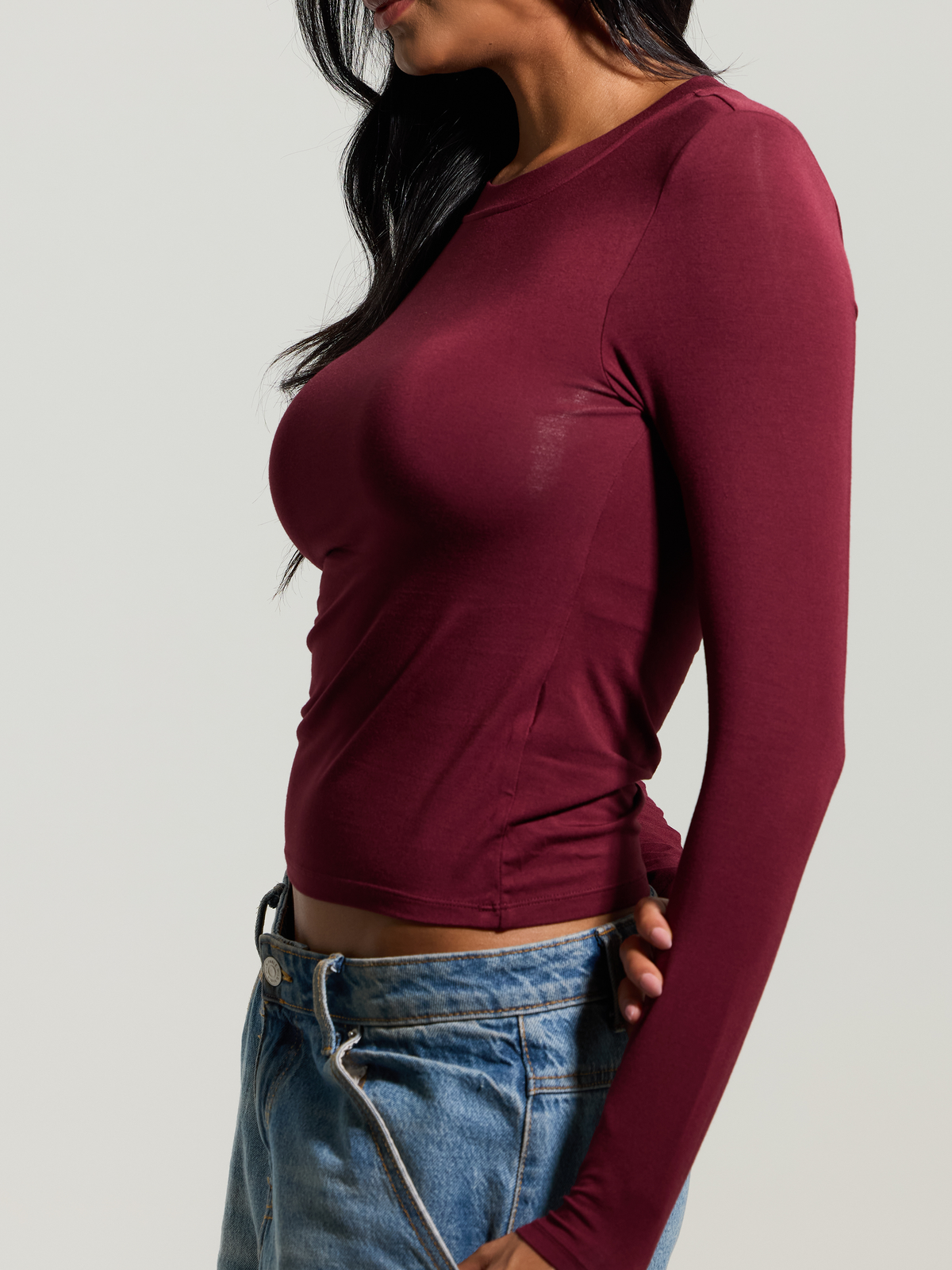 A Crew Neck Braless Long Sleeve