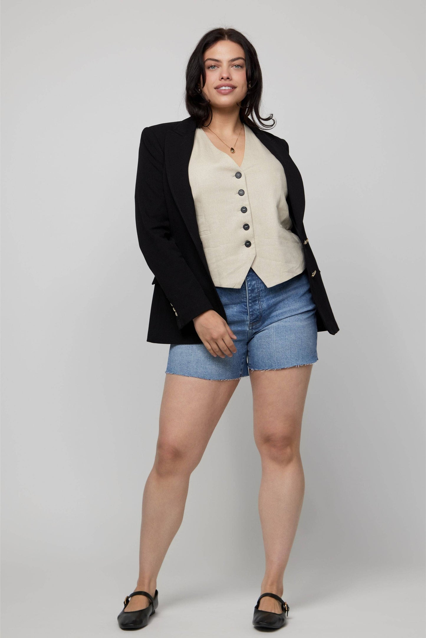 A High Rise Jean Short (CURVY)