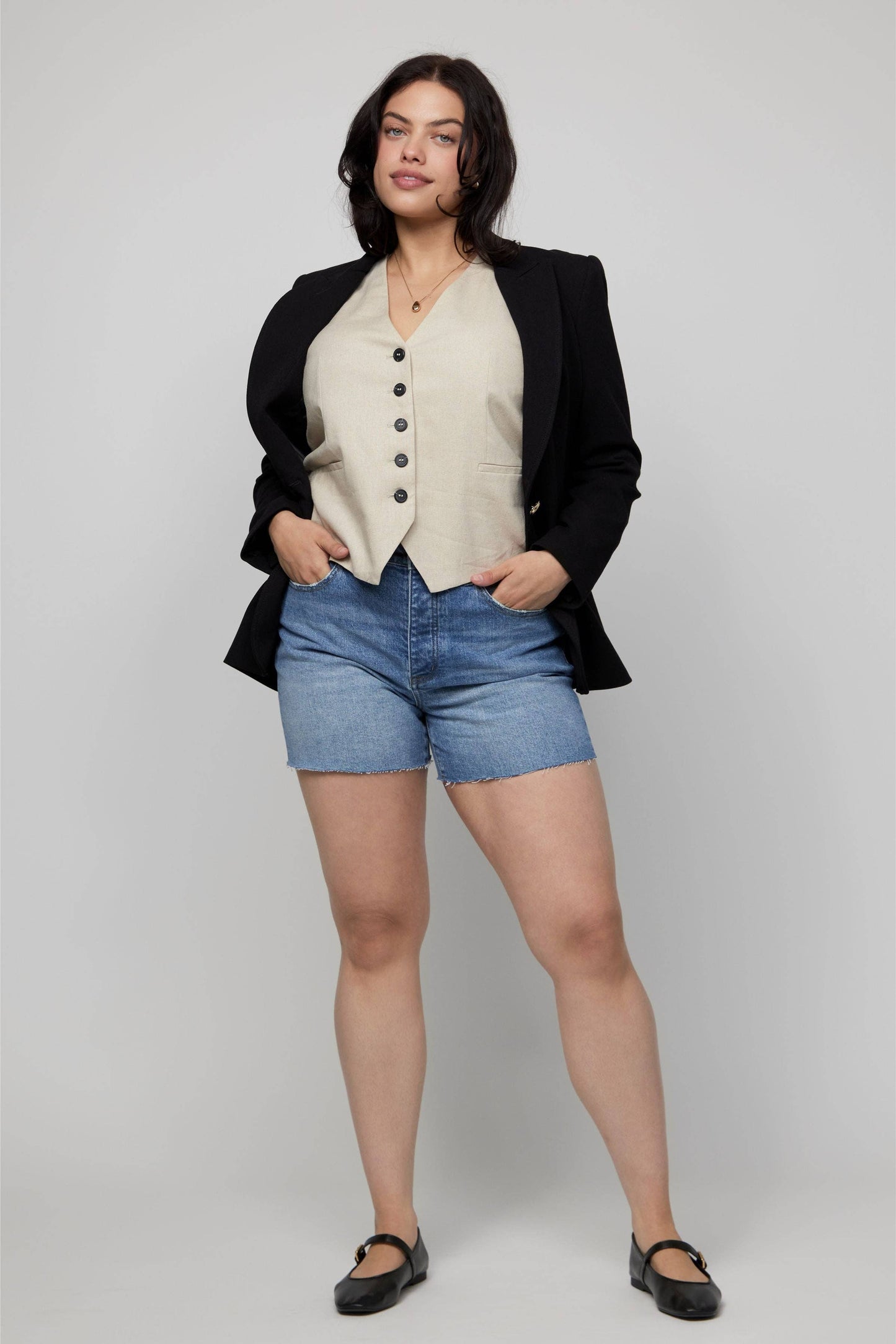 A High Rise Jean Short (CURVY)