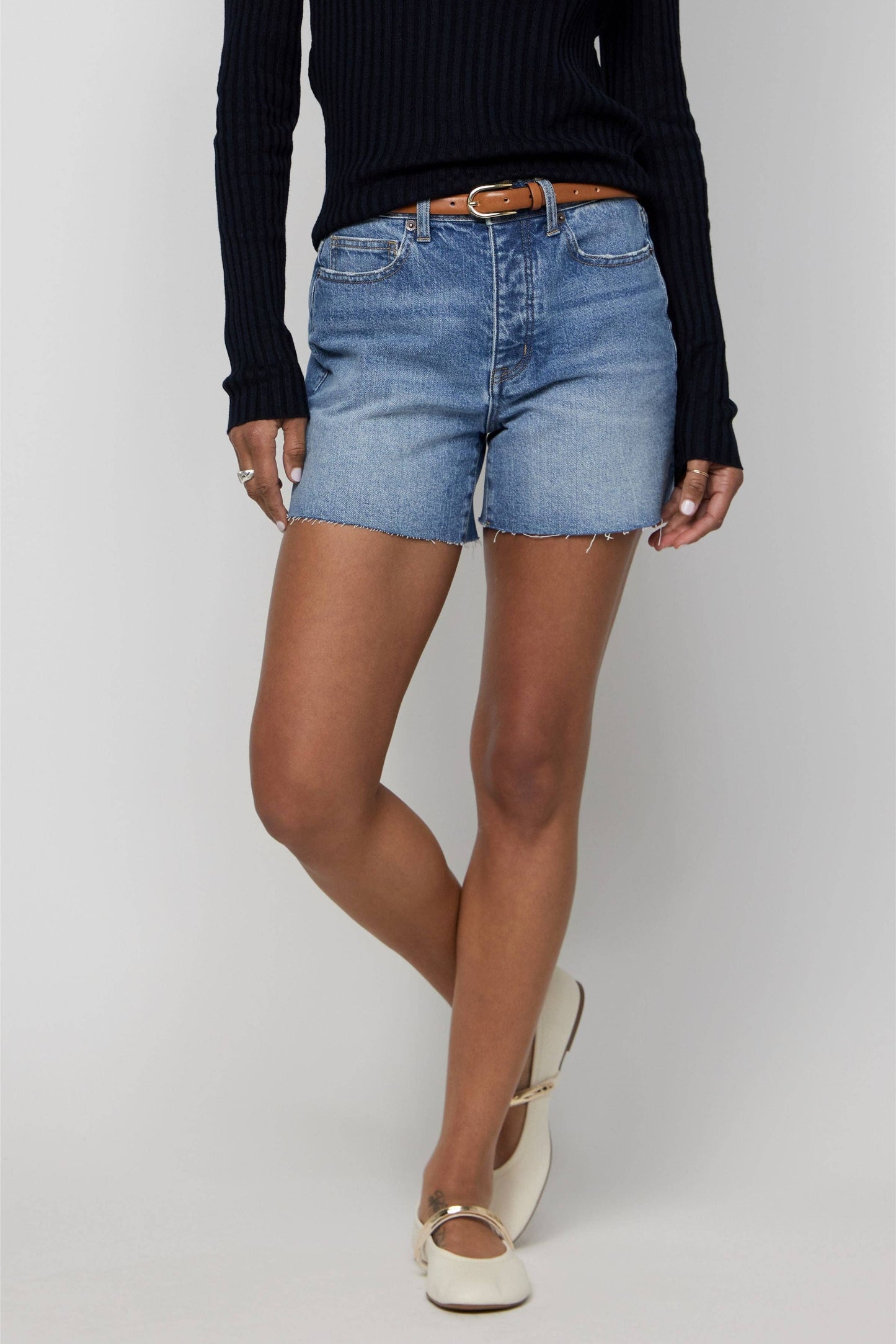 A High Rise Jean Short (CURVY)
